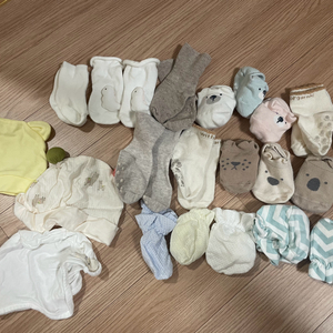 신생아 모자,양말,손싸개,발싸개 21개 일괄