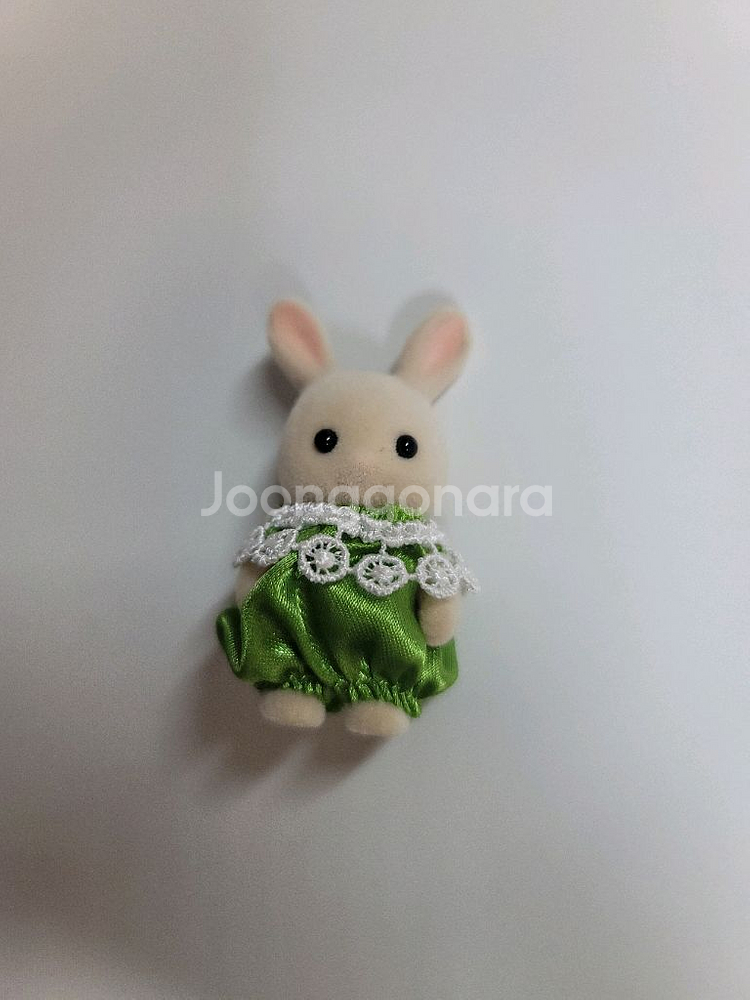 실바니안 매직파티 밀크토끼 직립 인형+의상만--0