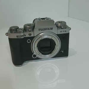 후지필름 X-T4 실버 카메라