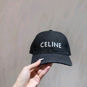 CELINE 모자