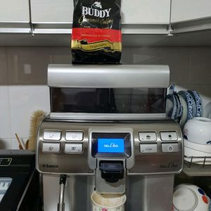 아우리카 세코 전자동 커피머신 판매합니다.