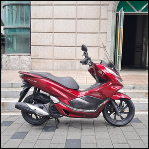 혼다 PCX125 2019년식 48,253km 주행