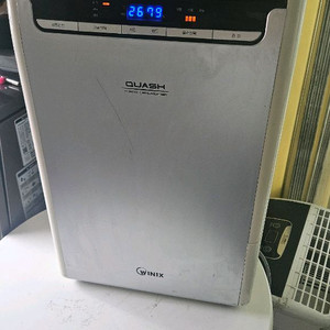 위닉스 제습기 13리터 결로방지예방 물잘빨립니다