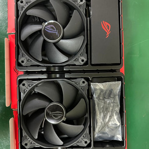 ASUS 로그 스티릭스 120mm 팬 3개