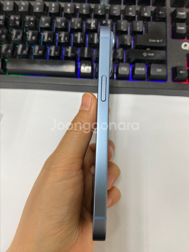 아이폰14 블루 SSS급 256G 무잔상--6