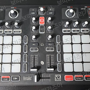 허큘리스 P32 DJ Hercules P32 DJ