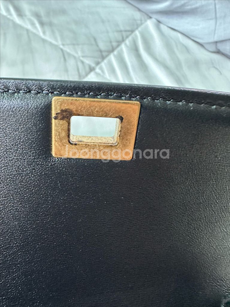 셀린느 클래식박스 틴 블랙--3