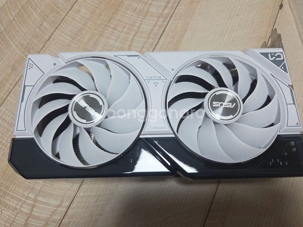 asus 4060ti 8gb 화이트--2