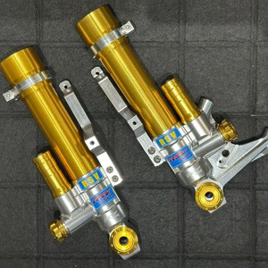 XMAX300 RSV 브렘보4P 100MM 포크킷트쇼바