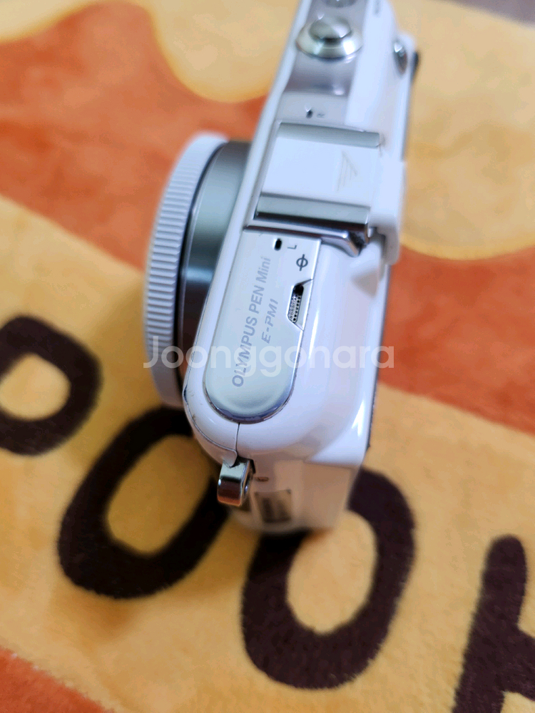 올림푸스 PM1 + 15MM 바디캡렌즈 화이트--3