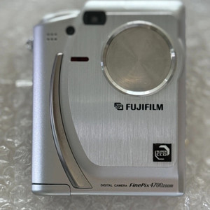후지필름 finepix 4700z