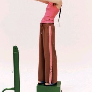 럭키슈에뜨 바지