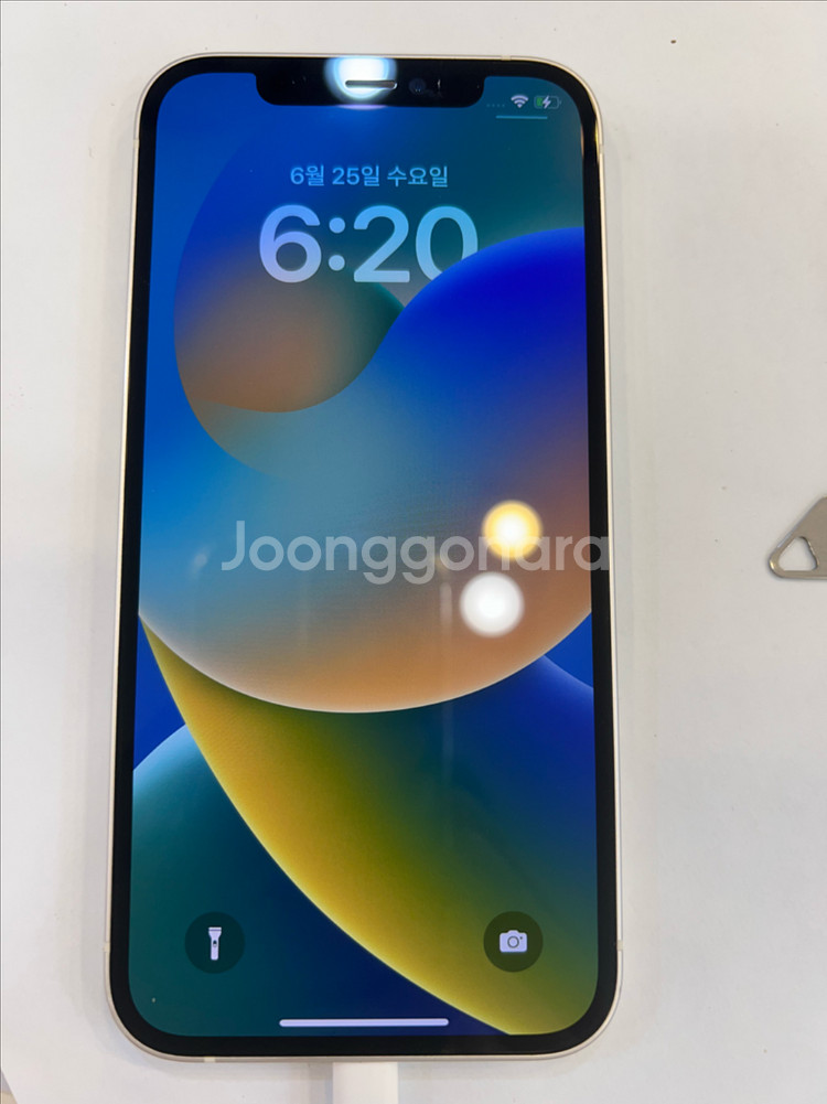 아이폰12 화이트 128GB 단품 A급--3