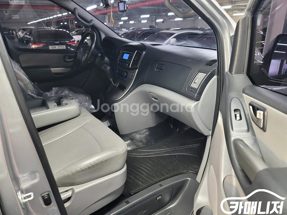 [현대]더 뉴 그랜드 스타렉스 2WD 밴 3인승 스마트--2