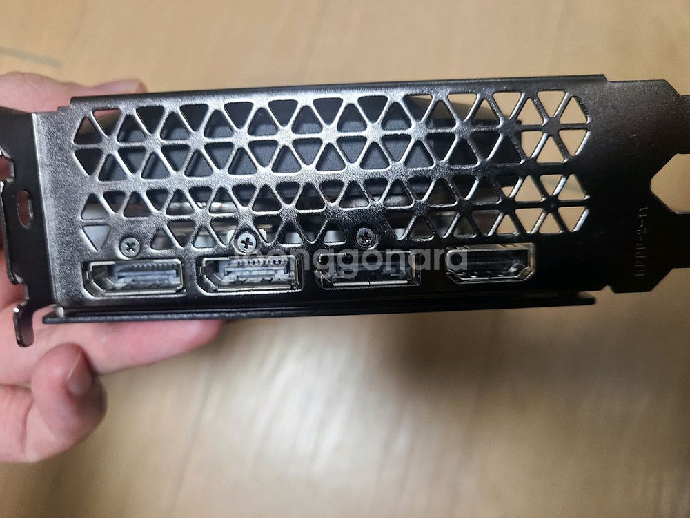 컬러풀 토마호크 rtx3060 12gb--1