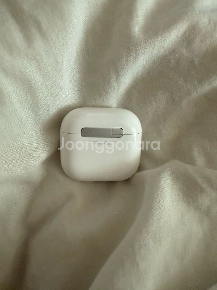 에어팟4 노캔버전 본체(사용감없음)--1