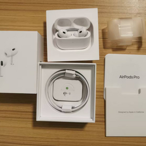 에어팟 프로 2세대 USB-C 블루투스 이어폰
