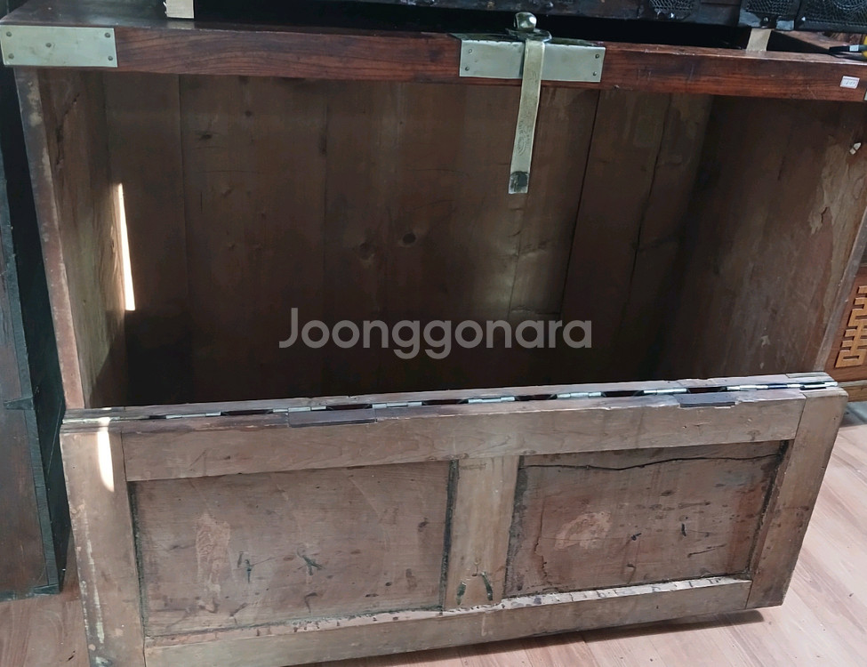 골동품 앤틱 인테리어 백동장석 반닫이 장식--1