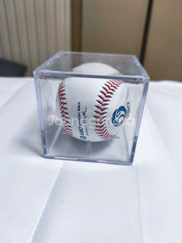 kbo 공인구 류현진 친필싸인볼 판매해요--1
