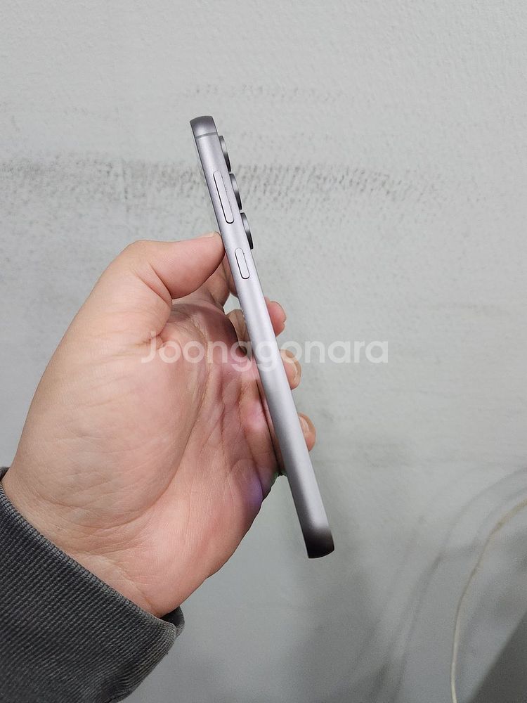 갤럭시 S23FE 블랙 256기가 SS급 팔아요~--4