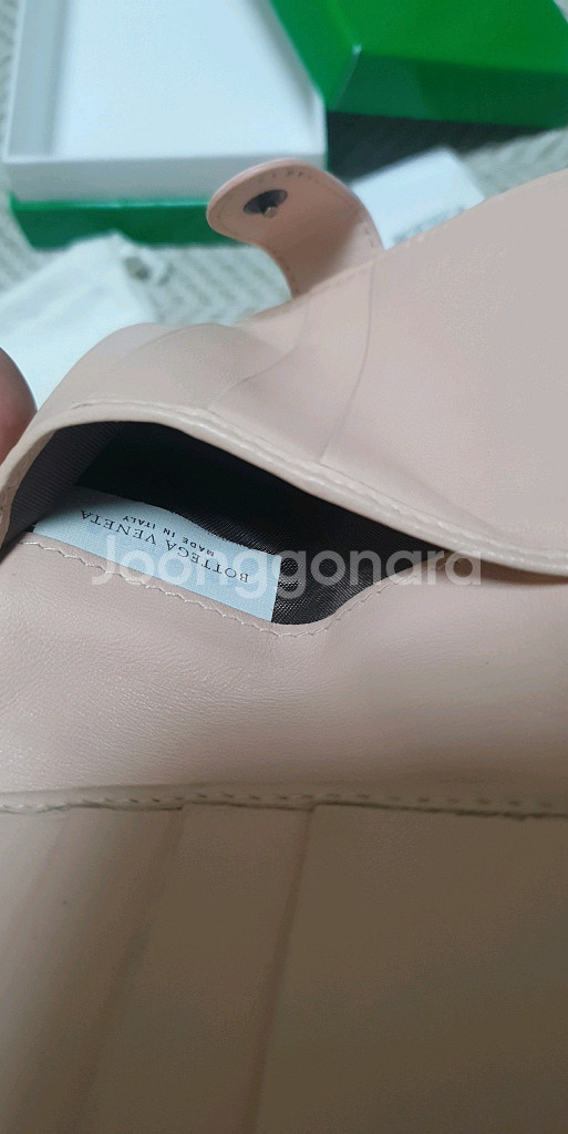 보테가베네타 정품 여성용 반지갑 판매해요--4