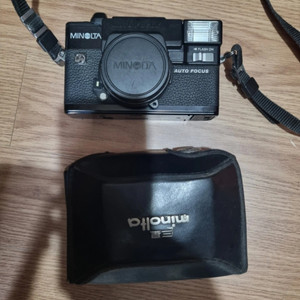 미놀타 Hi Matic AF-D 카메라