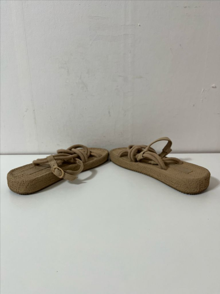 230 누오보 타쉬켄트3 샌들 이미지