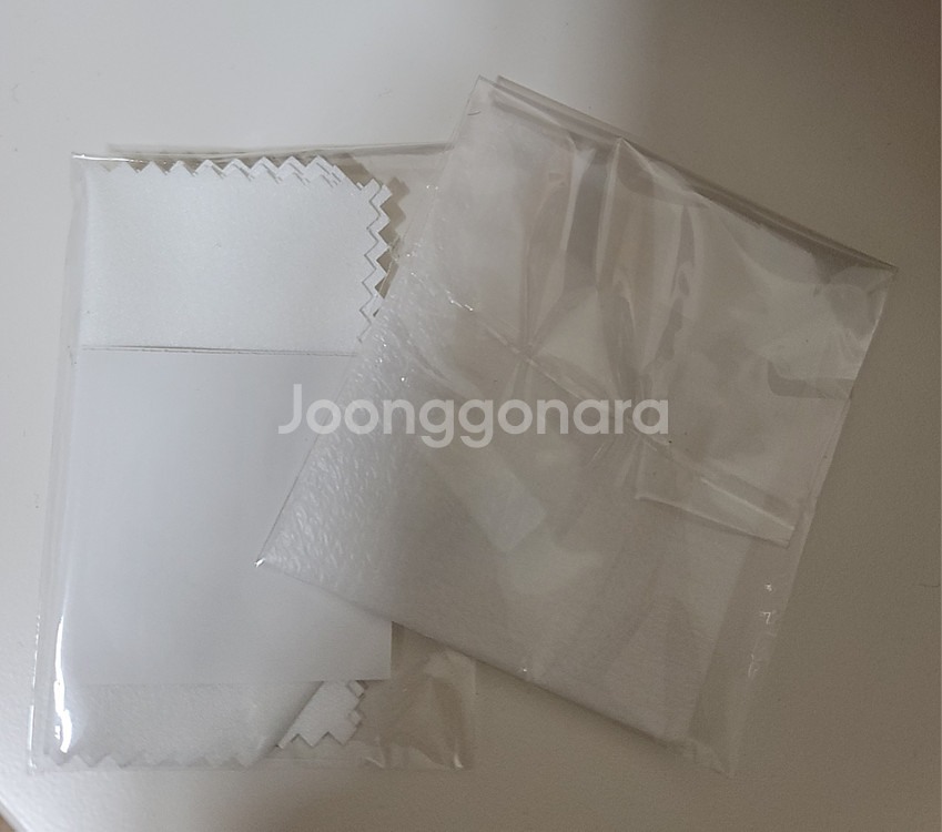 갤럭시 S20FE 화이트--9