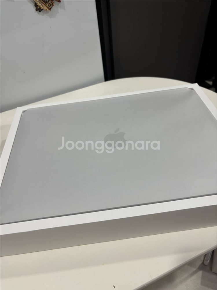 맥북 에어 M3 15인치 512GB--2