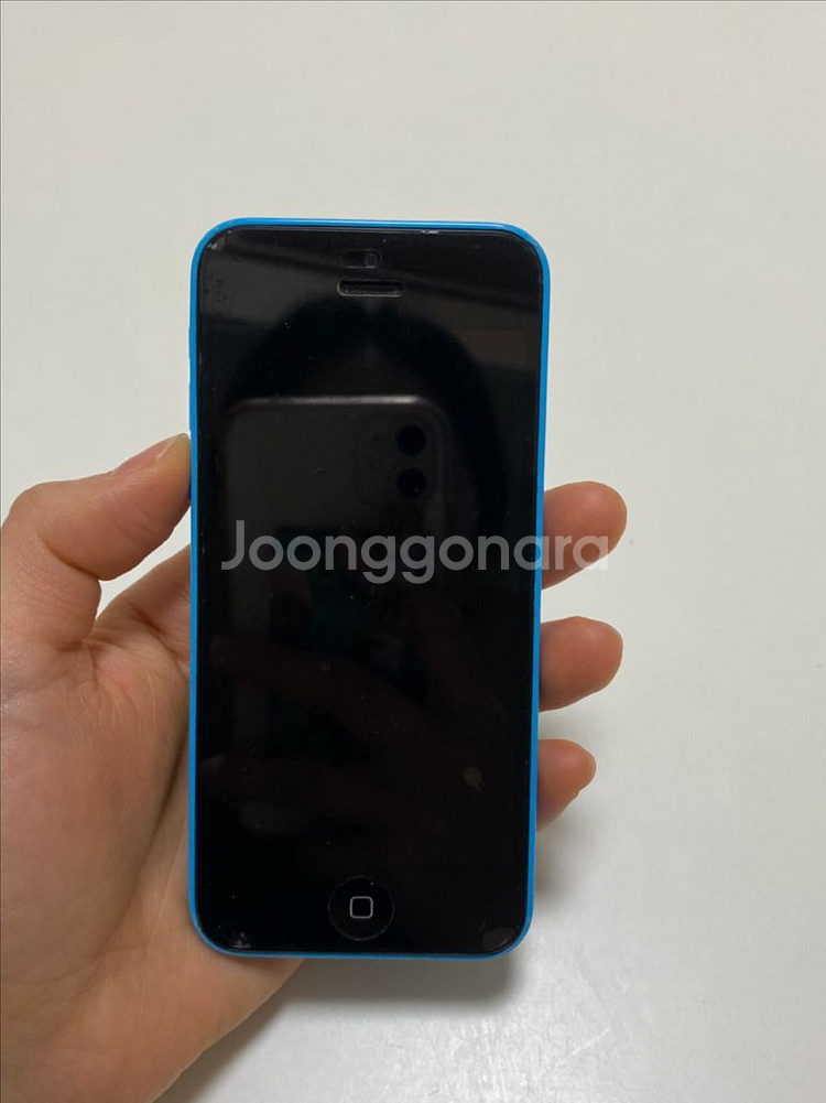 레트로 감성 아이폰5C 블루 판매합니다--0