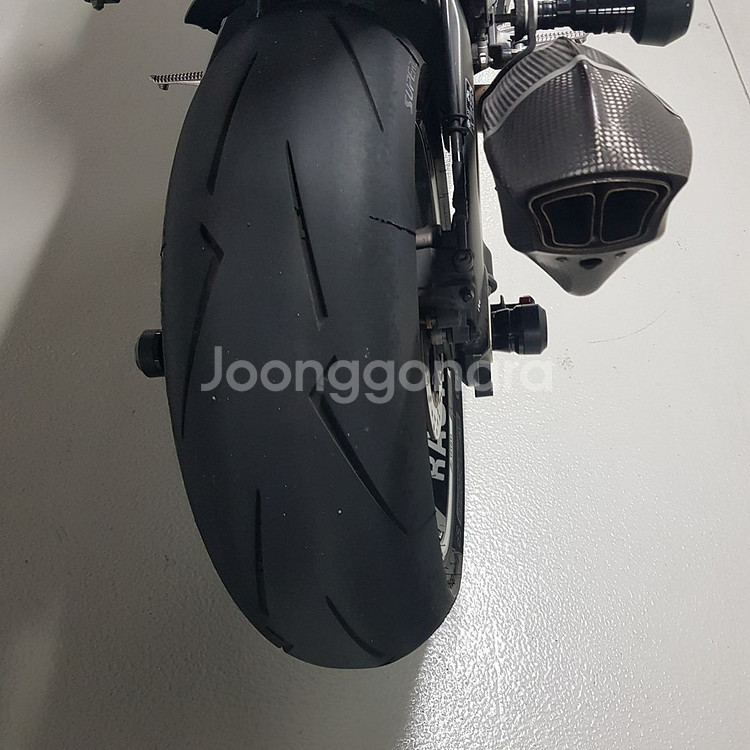 R1 19년식 판매합니다--7