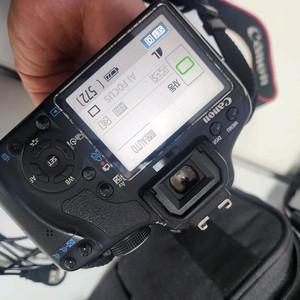 캐논 EOS 500D DSLR 카메라 판매합니다
