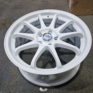 RAYS CE28 화이트 st 18인치 휠 4짝 대품+
