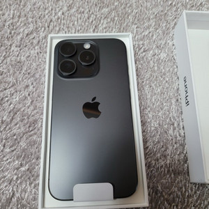 아이폰 15 promax 256기기 새제품