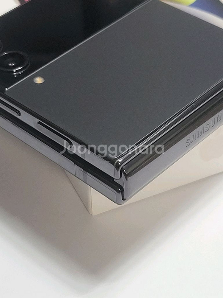 갤럭시 Z Flip4 512GB 그라파이트--5