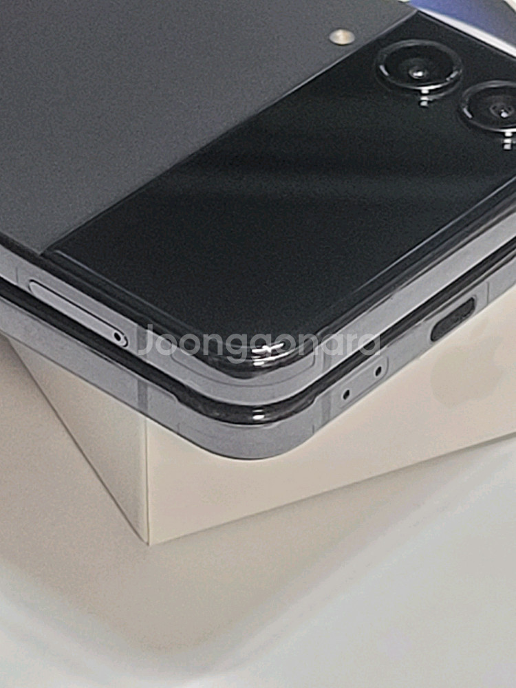 갤럭시 Z Flip4 512GB 그라파이트--4