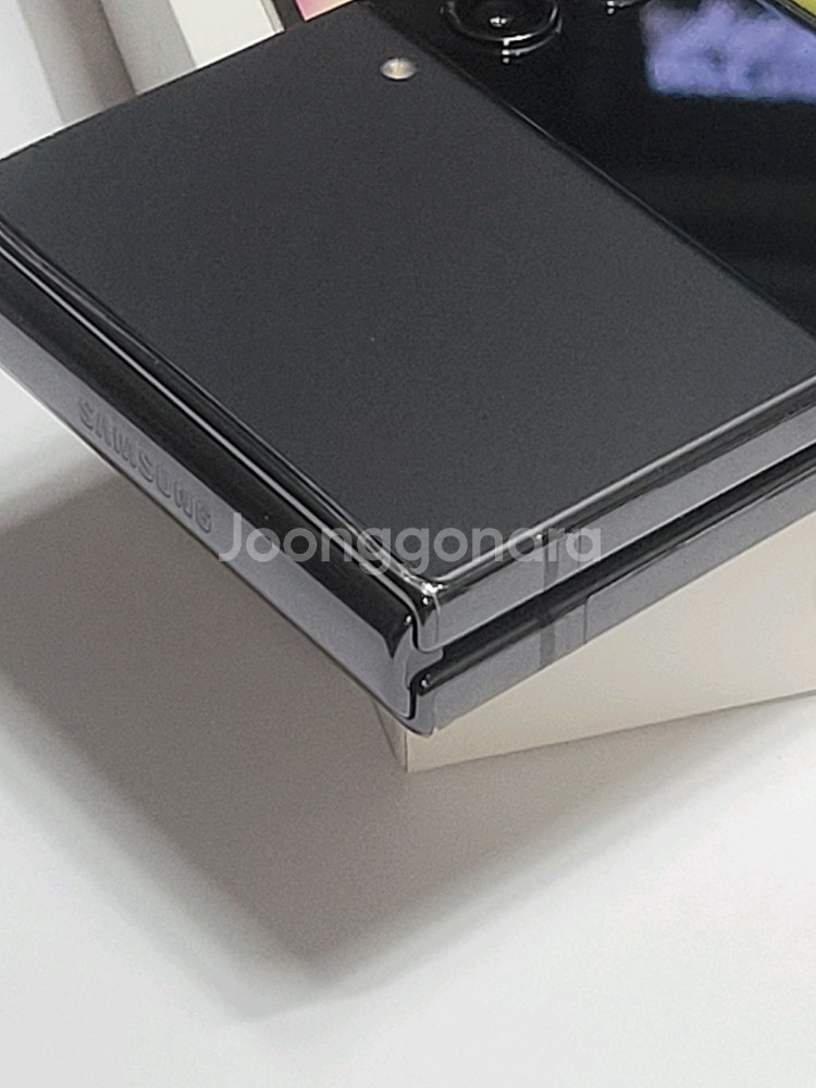 갤럭시 Z Flip4 512GB 그라파이트--5