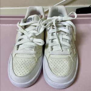나이키 아디다스 230