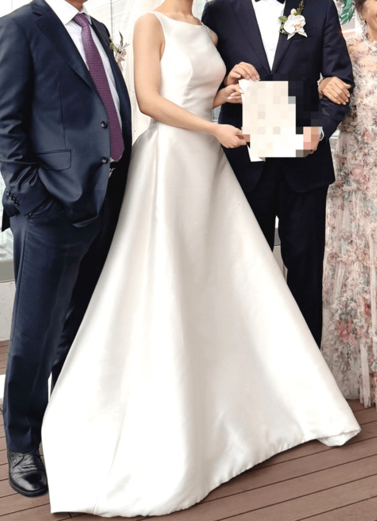 프로노비아스 미카도 실크 보트넥 민소매 웨딩드레스--0