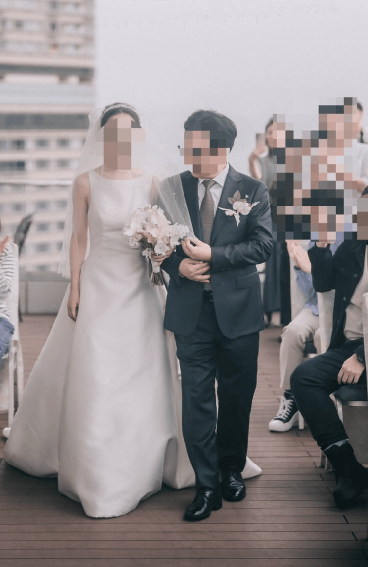 프로노비아스 미카도 실크 보트넥 민소매 웨딩드레스--1