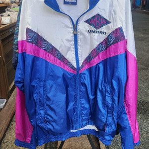 엄브로 90s 바람막이 점퍼