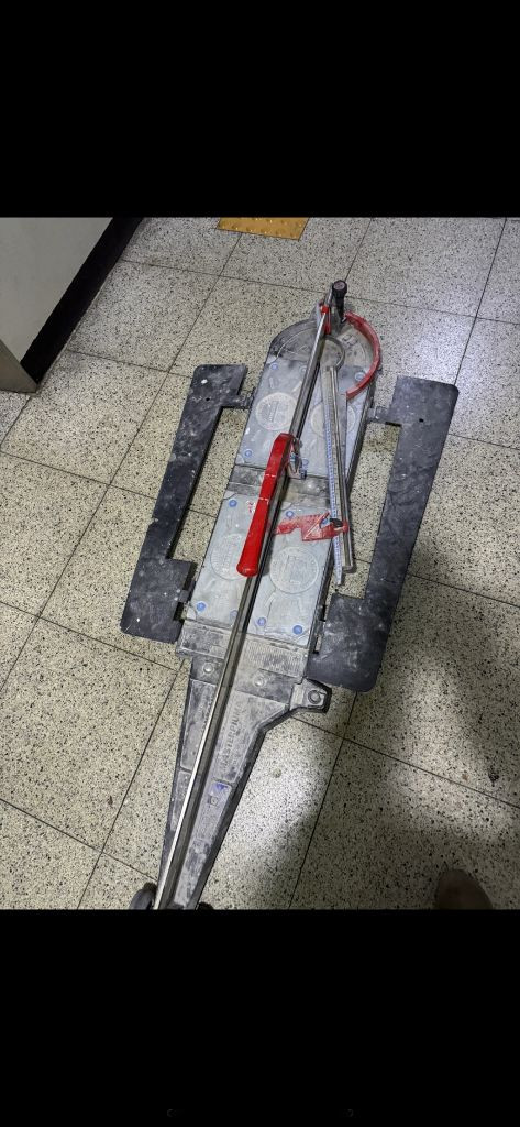 몬토리트 타일커터기 1200--1