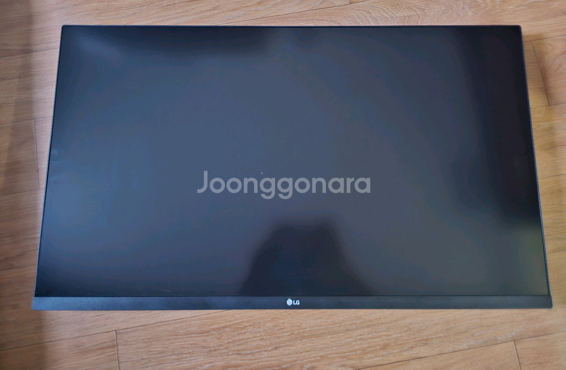 lg 32un650 4k 풀박 팝니다--0