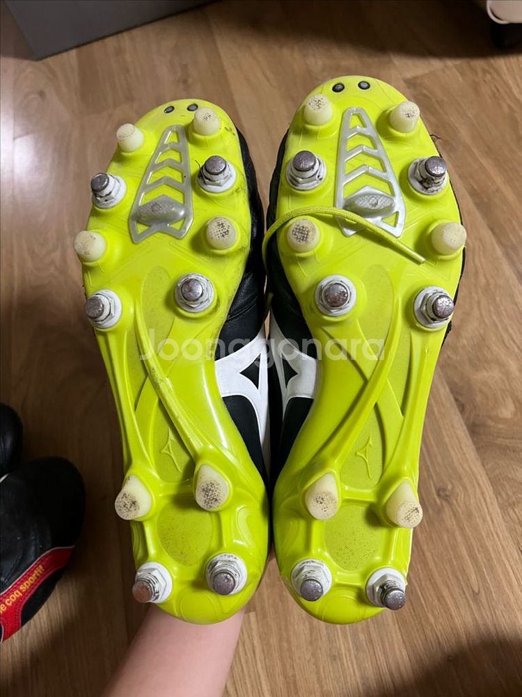 미즈노 축구화--2