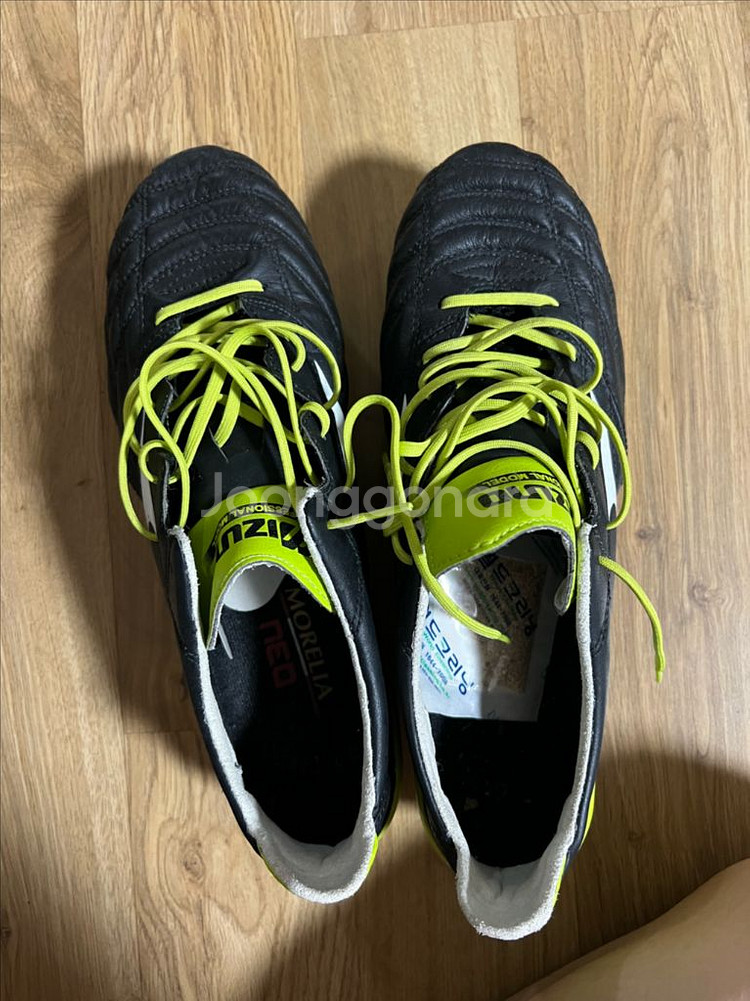 미즈노 축구화--1