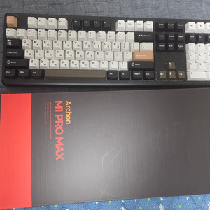 프리플로우 아콘 M1 pro max 키보드 마에스트로