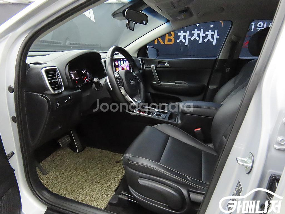 [기아]스포티지 더 볼드 1.6 디젤 2WD 트렌디 판--8