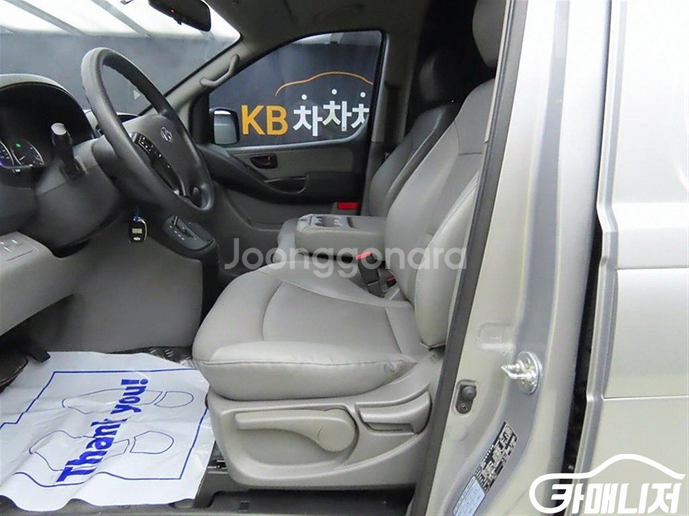 [현대]더 뉴 그랜드 스타렉스 2WD 밴 3인승 스타일--8