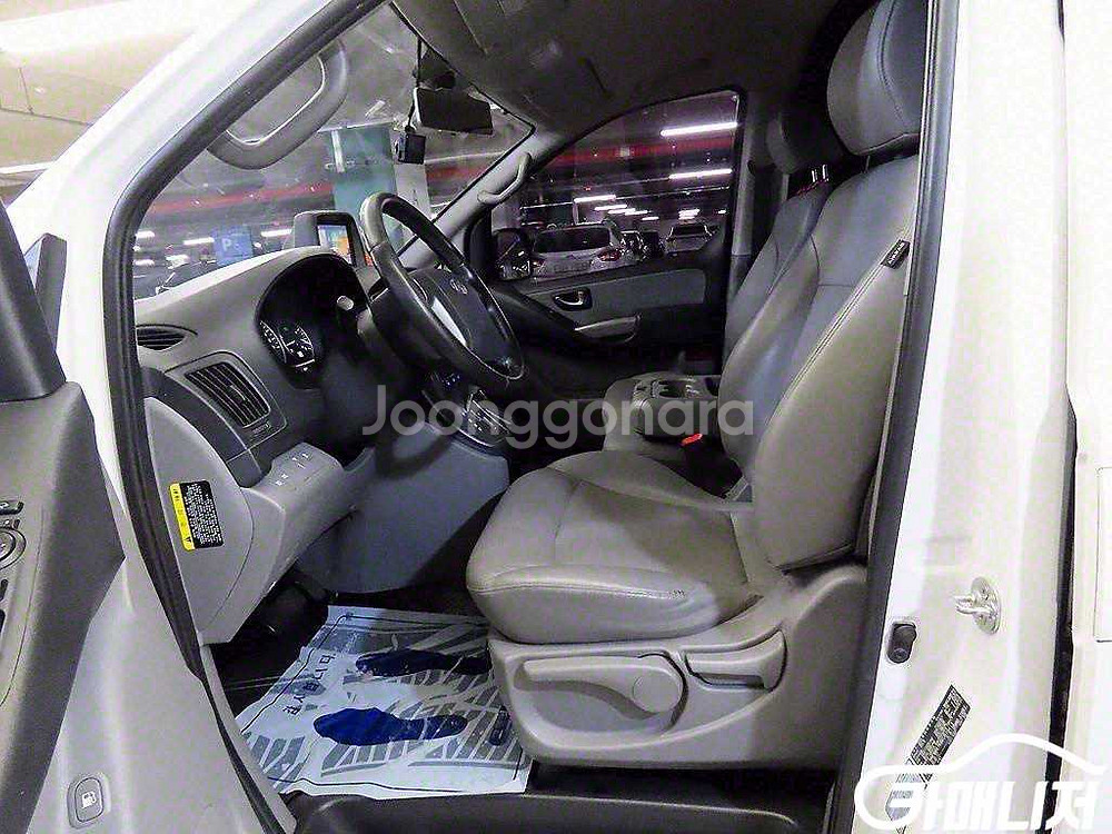 [현대]더 뉴 그랜드 스타렉스 2WD 밴 3인승 스마트--4
