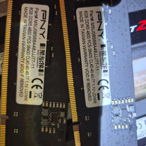 데스크탑용 pny ddr5 램 8g x2